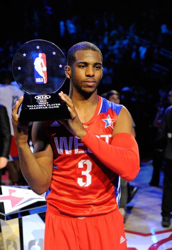  全明星赛倒计时，里昂关键时刻内部沟通，细节引发关注，媒体盛赞，更衣室氛围转暖