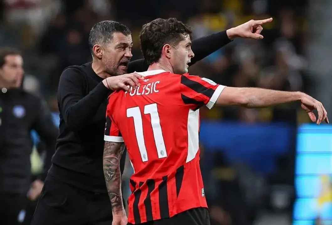 包含德国杯集结日再迎强敌，AC米兰止住颓势，主帅态度：引发热议，赛程密集仍需轮换的词条