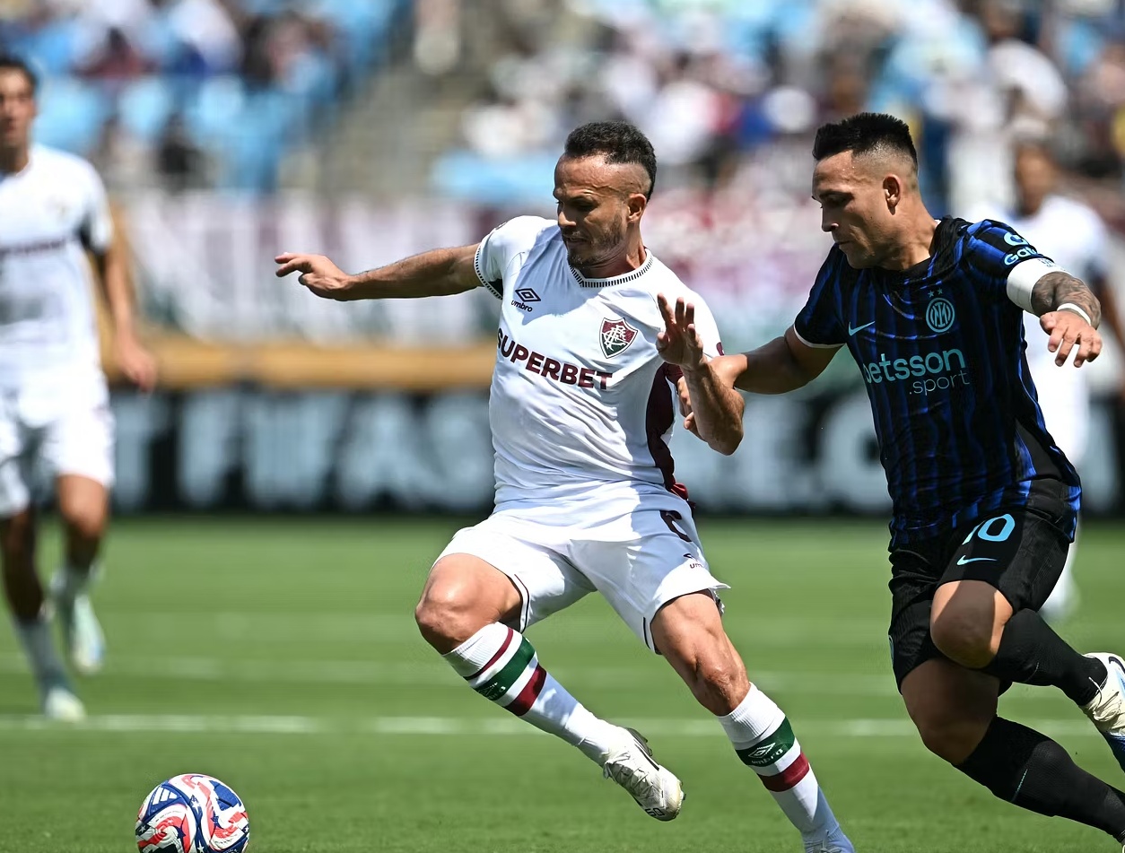 转折点AC米兰战术微调，欧超杯转会期攻防权衡，赛场秩序良好，训练强度明显提升的简单介绍