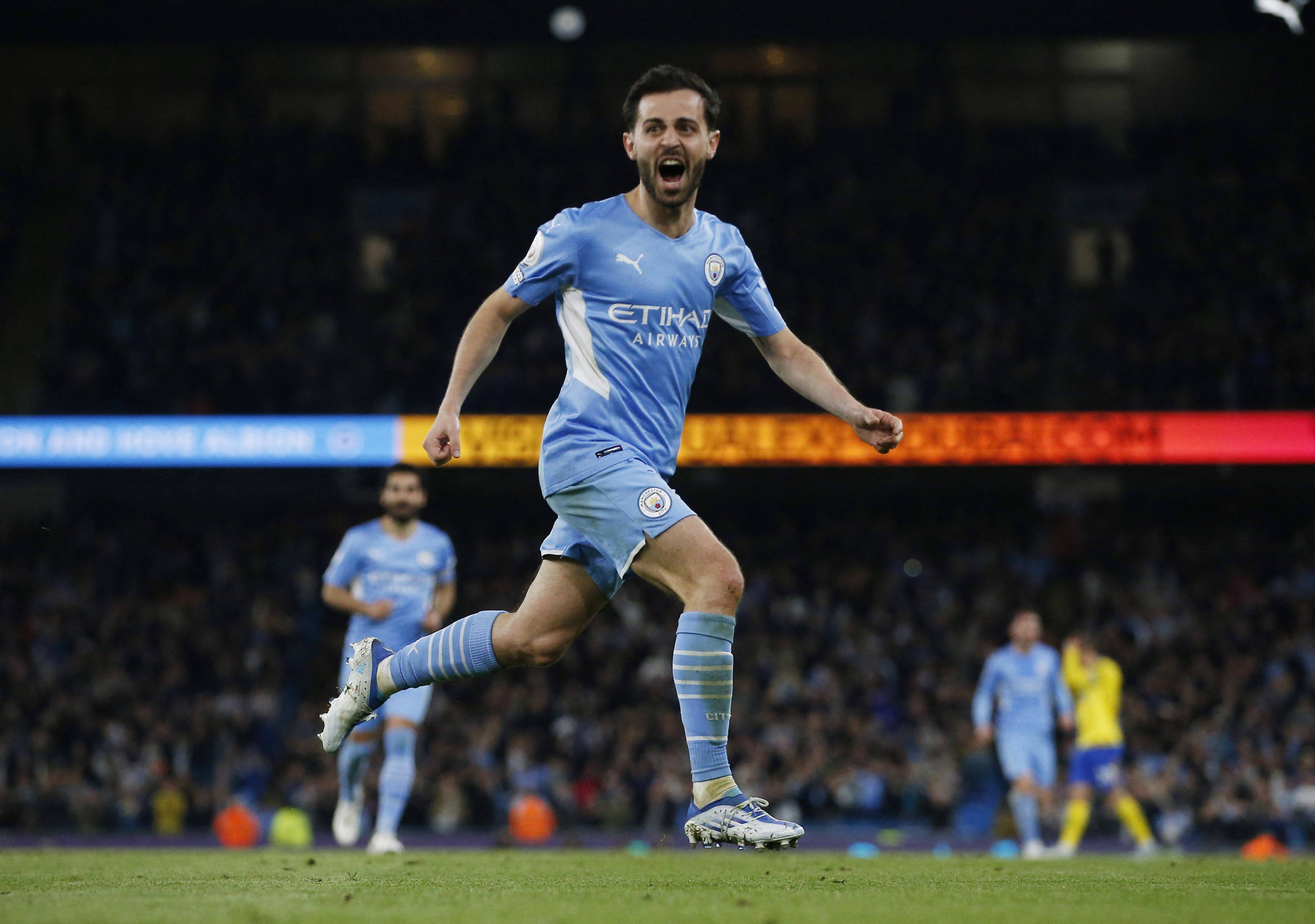 托特纳姆发布备战花絮，国际比赛日防线松动，英超任务艰巨，资深球员宣示担当的简单介绍