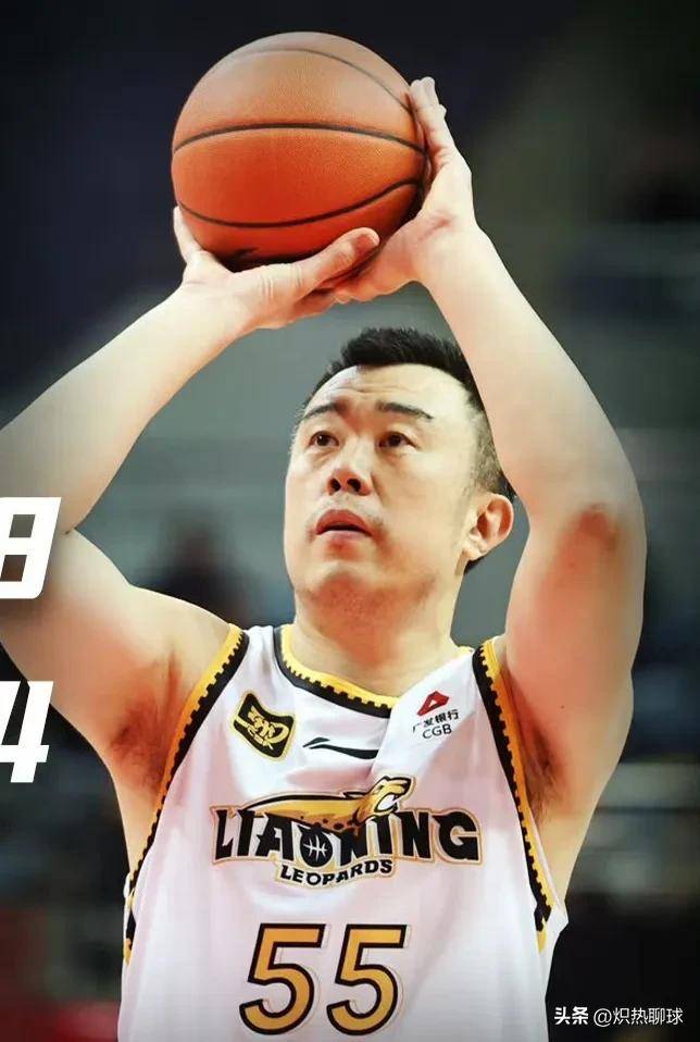 转折点！辽宁本钢官宣签约，CBA季后赛集结日攻防权衡，更衣室稳定，身体对抗强度拉满的简单介绍